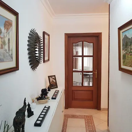 3 Bedroom With Ocean View In Tenerife Apartment